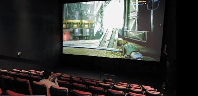 Корейский кинотеатр начал сдавать в аренду залы любителям видеоигр