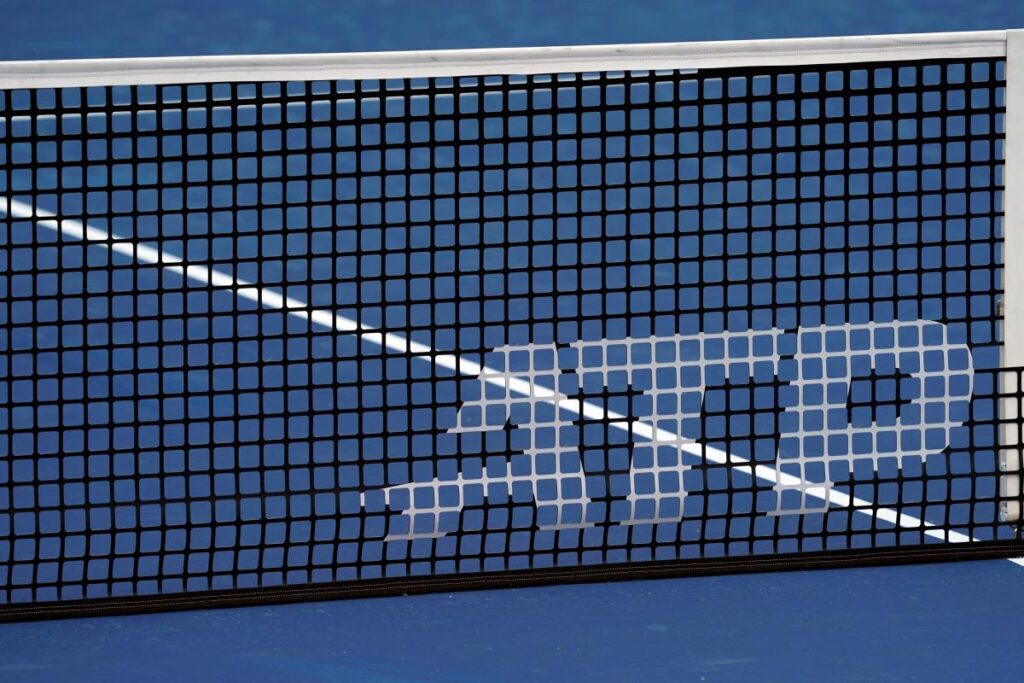 Российским и белорусским теннисистам запретили выступить на Wimbledon-2022