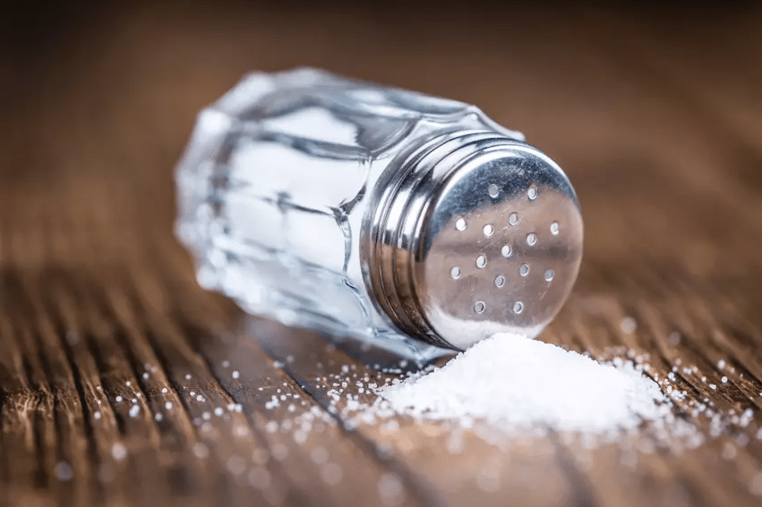 Что такое «соль без соли», и чем это полезно для здоровья: рассказала диетолог
