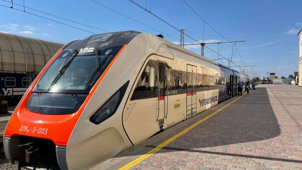 Испания решила продлить бесплатный проезд в поездах на весь 2023 год