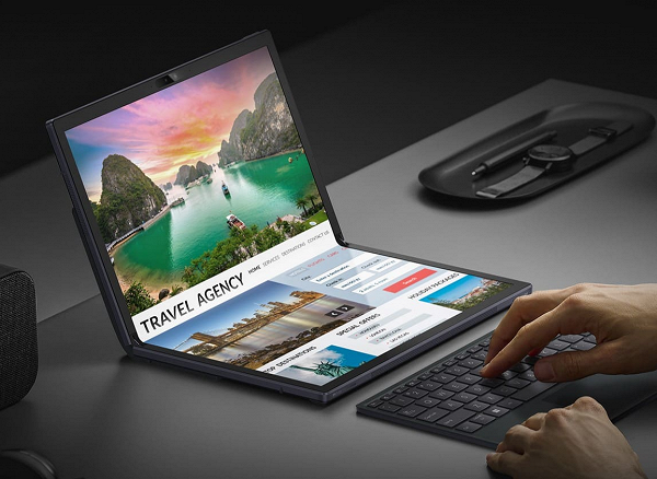 Первый в мире ноутбук с 17,3-дюймовым складным экраном Asus Zenbook 17 Fold OLED поступил в продажу