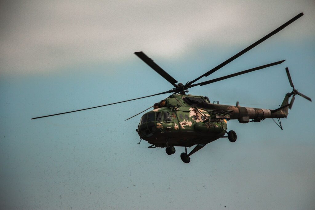 Великобритания впервые отправляет в Украину вертолеты