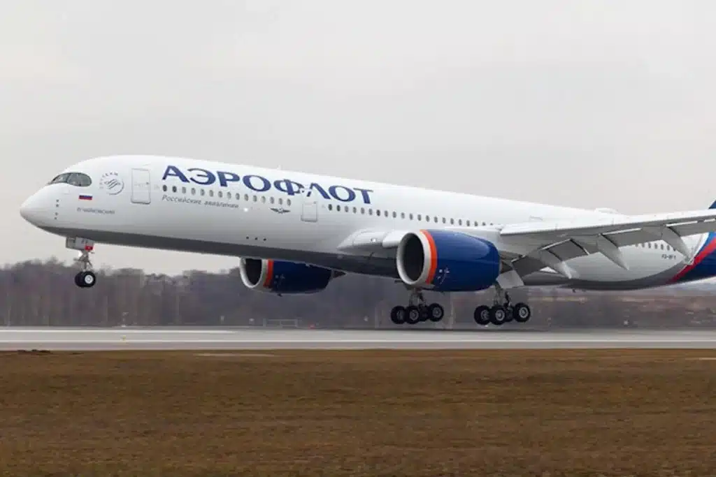 В России самолеты начали массово ломаться без западных запчастей